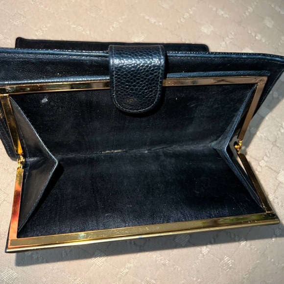 Authentic Chanel Wallet - Picture 7 of 10